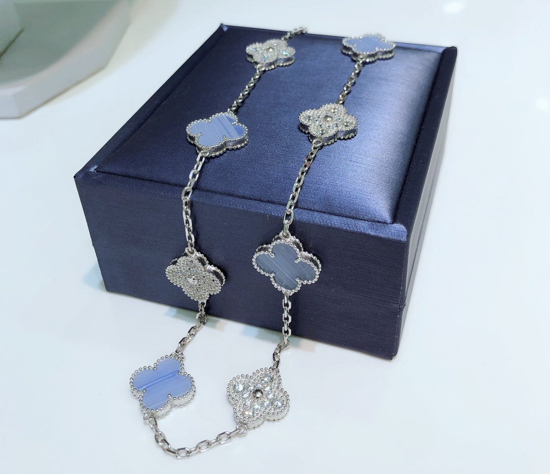 [Charm Aries Jewelry]CLOVER 10 MOTIFS CHALCEDONY DIAMONDS SILVER NECKLACE