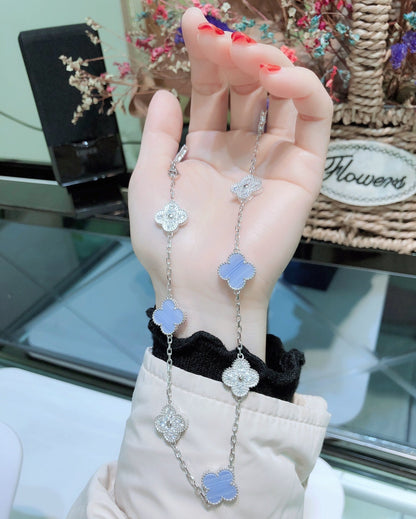 [Charm Aries Jewelry]CLOVER 10 MOTIFS CHALCEDONY DIAMONDS SILVER NECKLACE