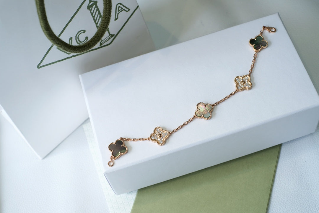 [Charm Aries Jewelry]CLOVER 5 MOTIFS DARK MOP AND DIAMONDS PINK GOLD BRACELET