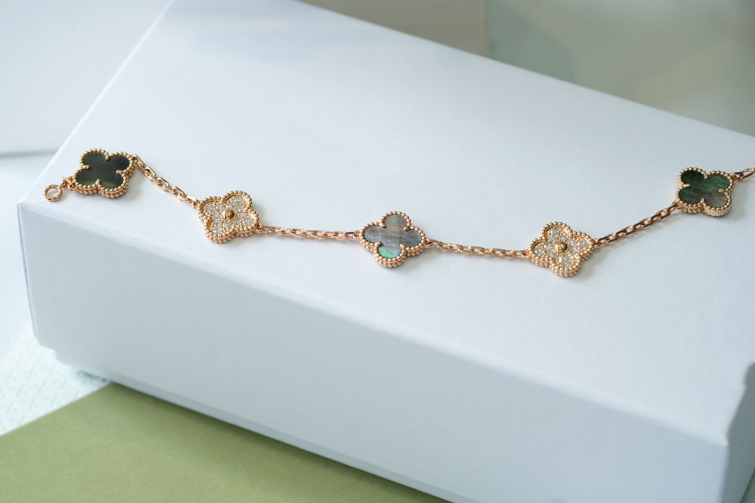 [Charm Aries Jewelry]CLOVER 5 MOTIFS DARK MOP AND DIAMONDS PINK GOLD BRACELET